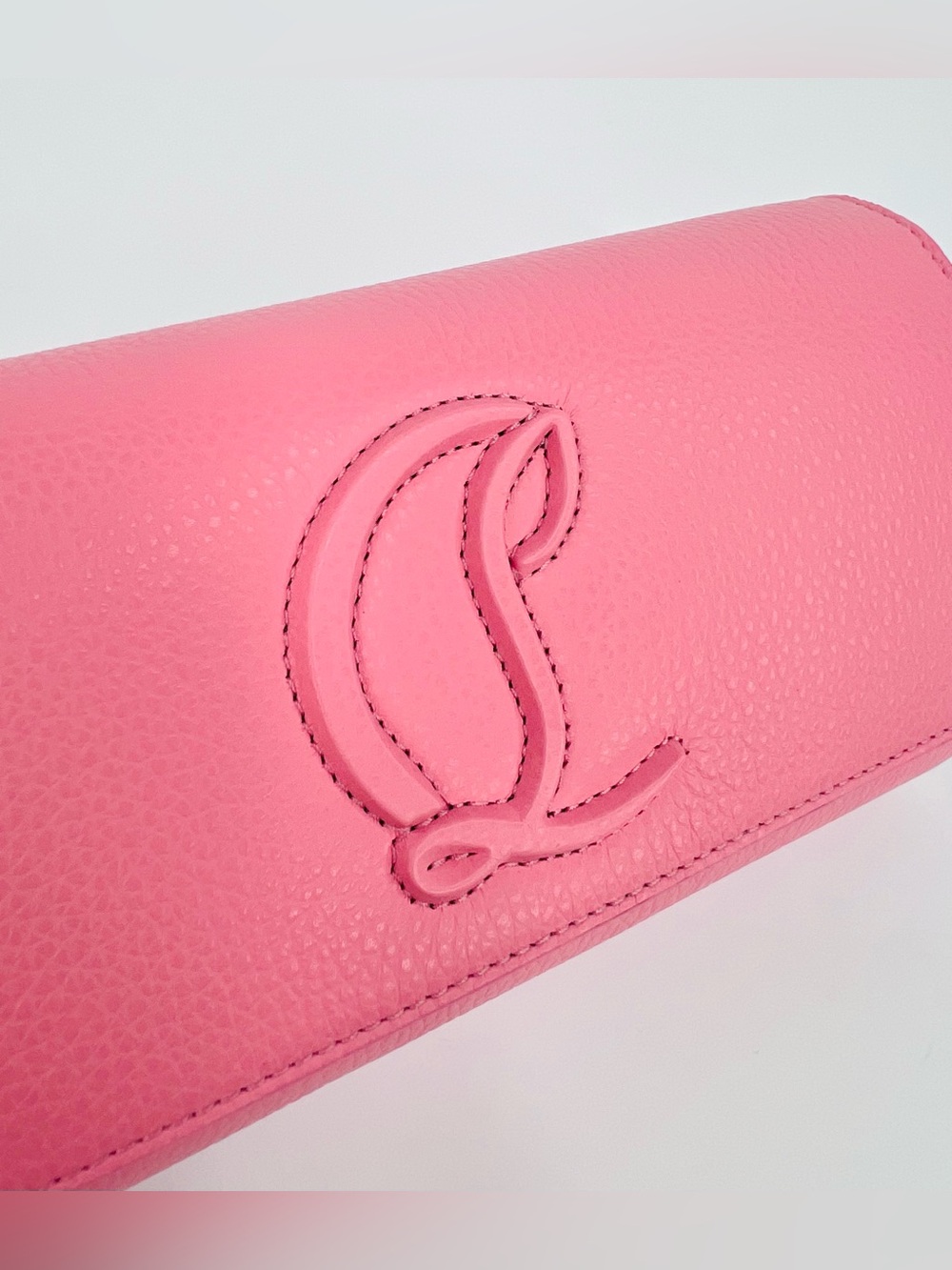 CHRISTIAN LOUBOUTIN By My Side Calipso Pink Calf Leather Logo Wallet Gold Chain - Picture 10 of 16